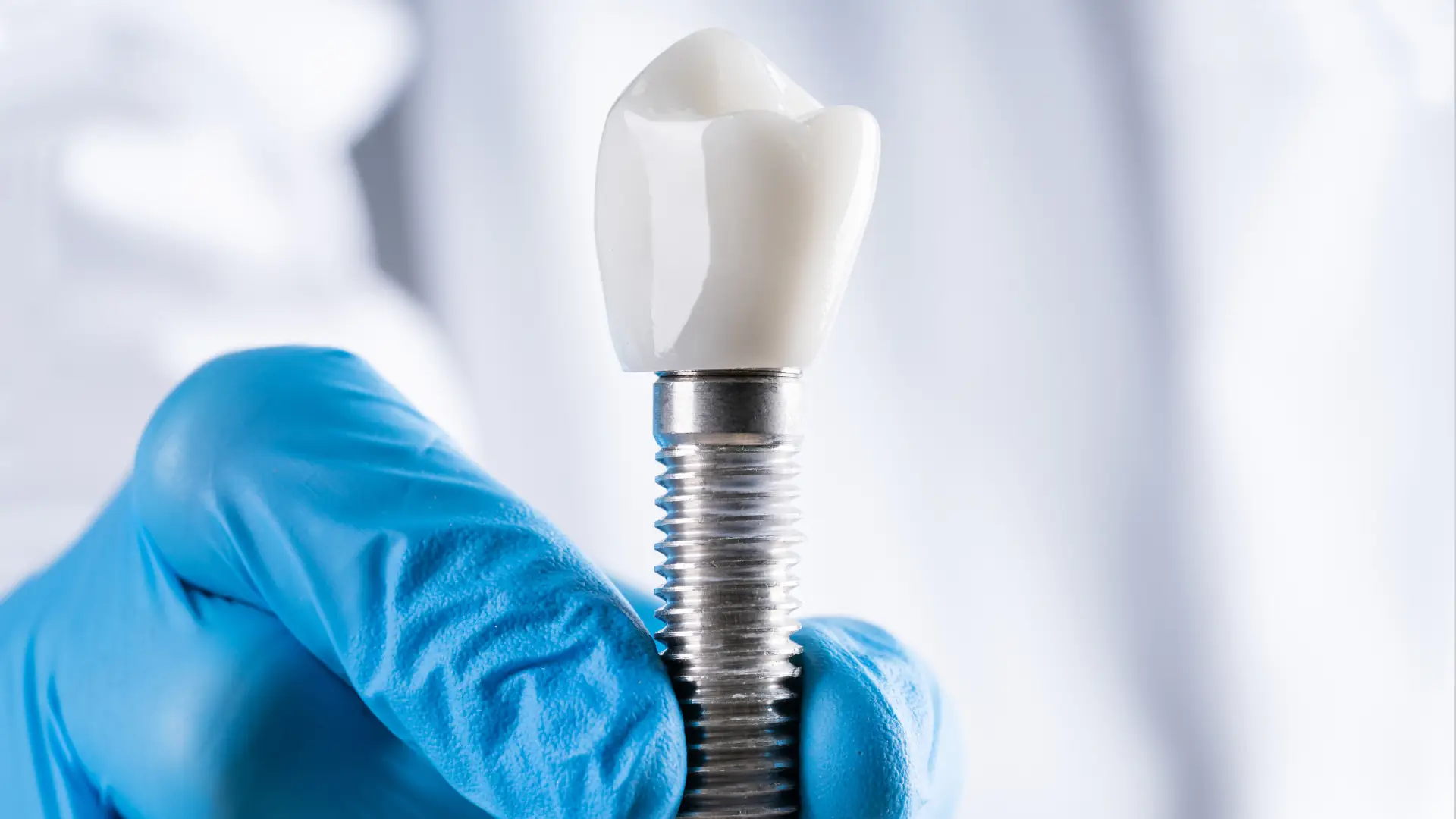 dental implants hero