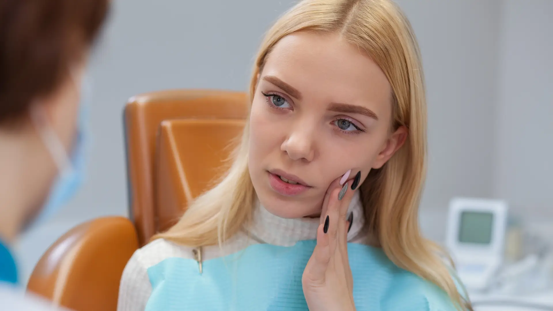 emergency dentist hero